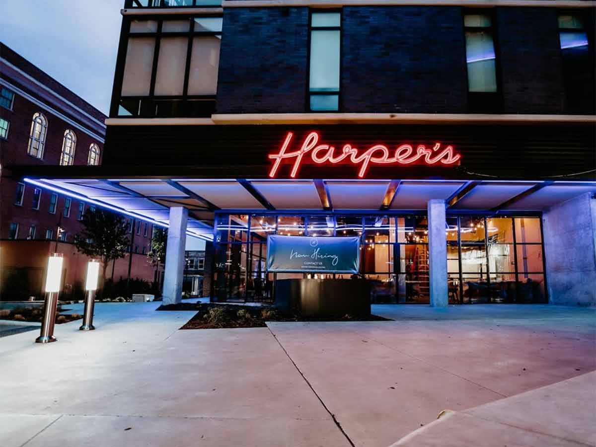 the exterior view of harper's restaurant in deep ellum dallas
