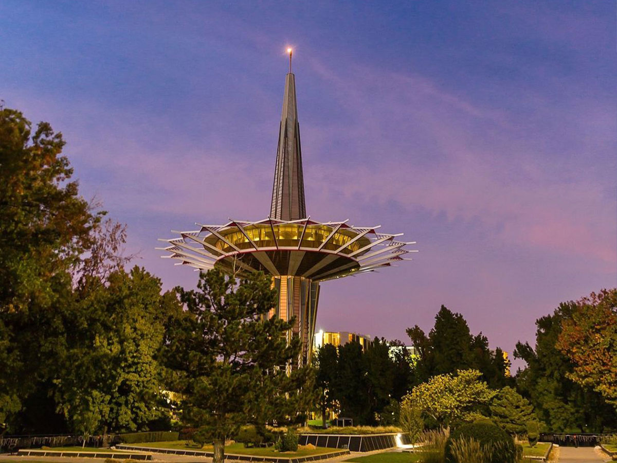 the prayer tower on the campus of oral roberts