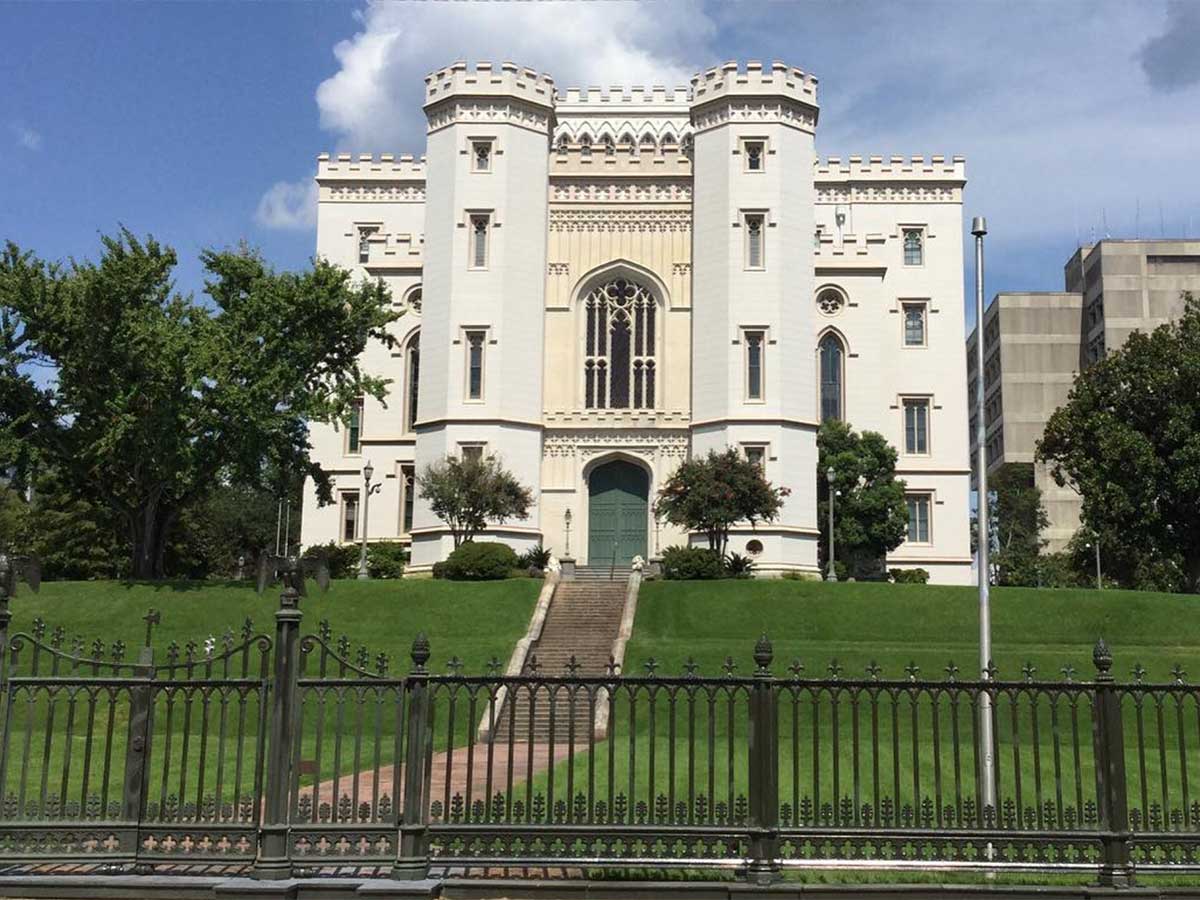 the exterior of the castle-like architecture of the old louisiana state capitol