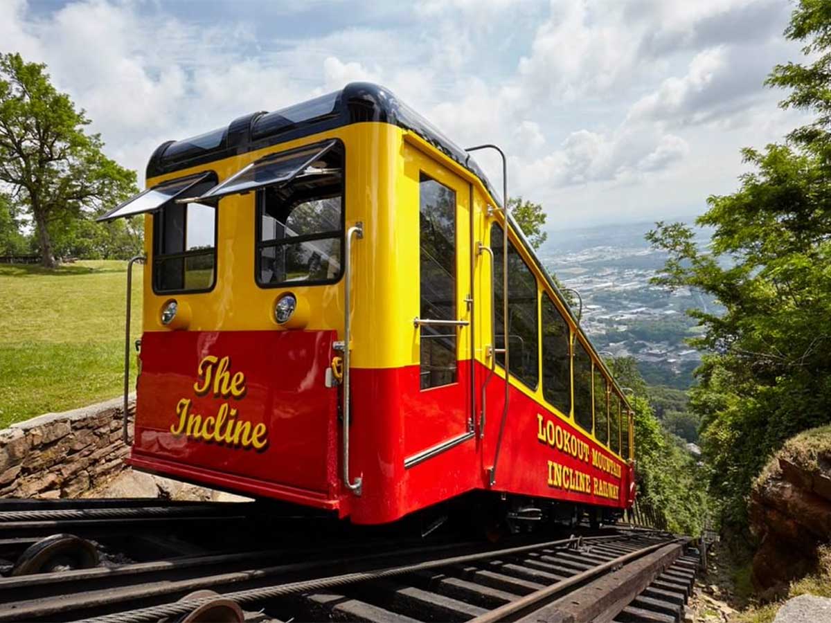 the incline tram on lookout mountain in chattanooga