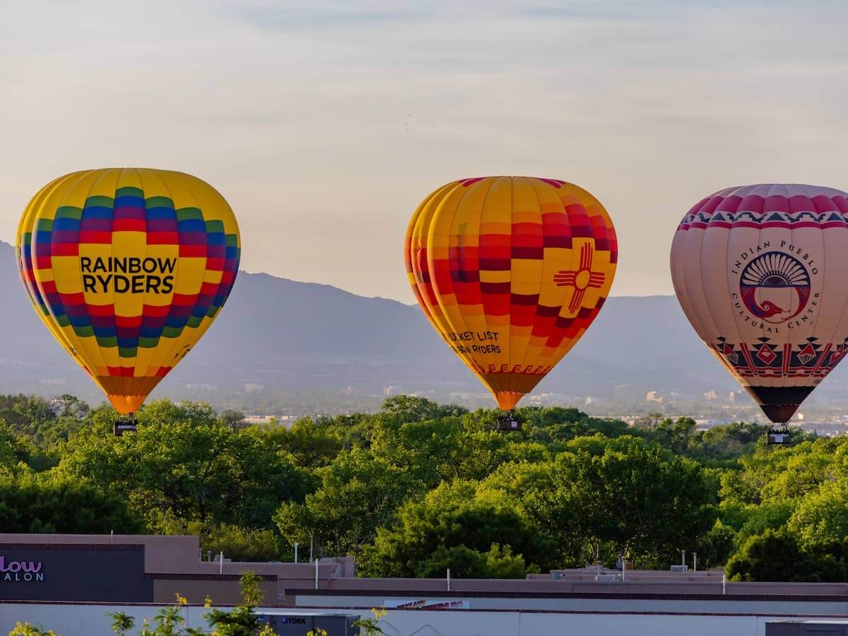 rainbow ryders hot air balloons in albuquerque new mexico