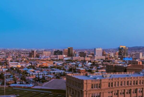 the el paso texas skyline at dusk