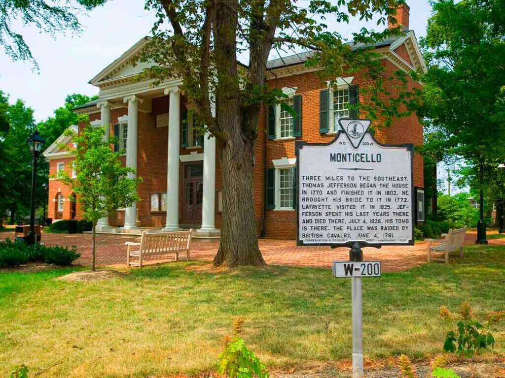 View of plaque in front of Thomas Jefferson's historic home