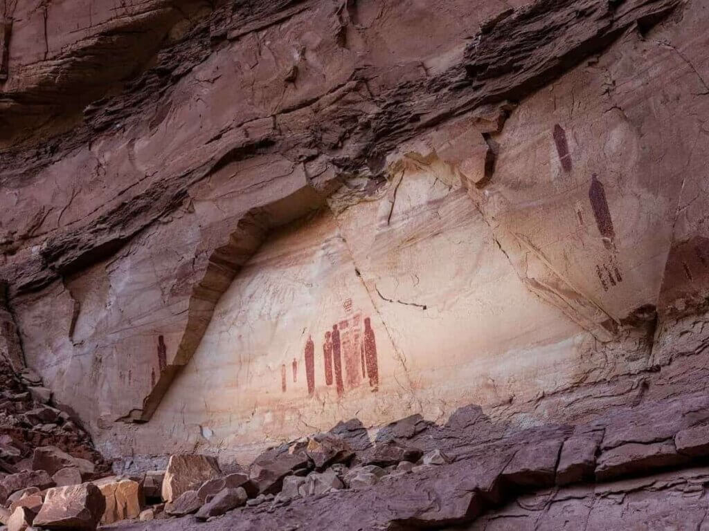 a view of extremely old painting markings at horseshoe canyon by native americans