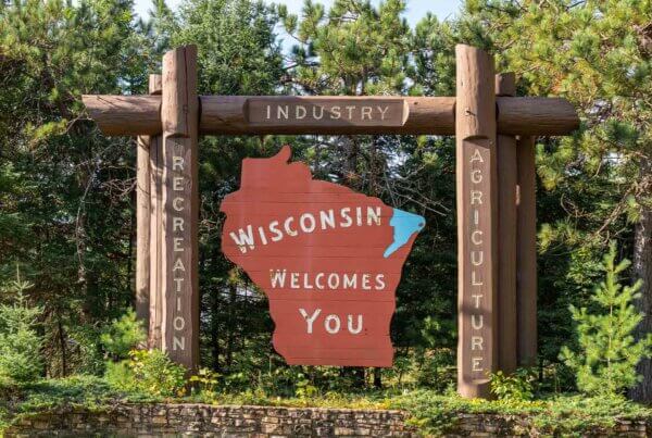 a wisconsin welcomes you road sign